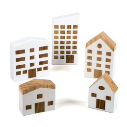 Maisons en bois pour ville miniature